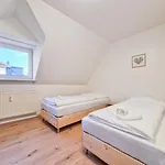Apartment Tolstov - 2 , 3 And 4 - 25 Min Messe Dus