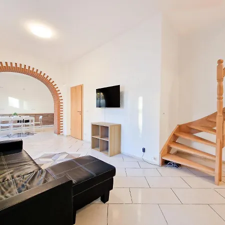 Tolstov - 2&4 - 25min Messe Dus * Duisbourg