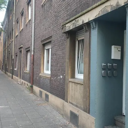 Apartment Tolstov - 2 , 3 And 4 - 25 Min Messe Dus