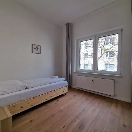 Lägenhet Tolstov - 2 , 3 And 4 - 25 Min Messe Dus