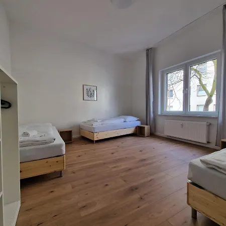 Lägenhet Tolstov - 2 , 3 And 4 - 25 Min Messe Dus