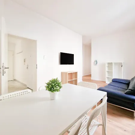 Tolstov - 2 , 3 And 4 - 25 Min Messe Dus Apartment *