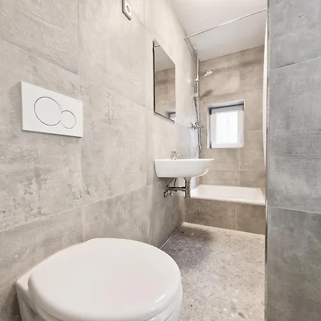 Appartement Tolstov - 2&4 - 25min Messe Dus Duisburg