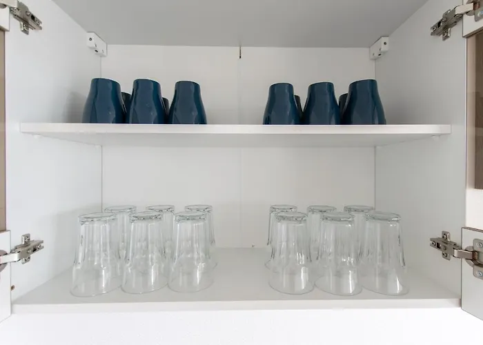 Tolstov - 2 , 3 And 4 - 25 Min Messe Dus Apartment *