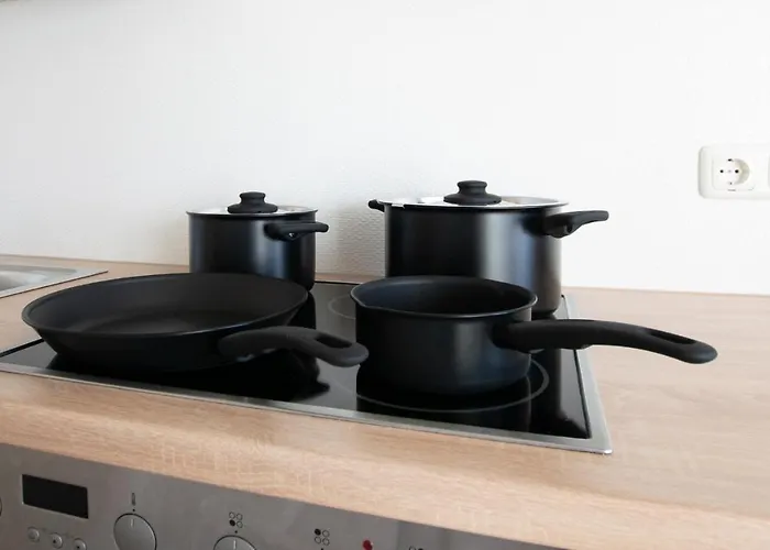 Tolstov - 2 , 3 And 4 - 25 Min Messe Dus Apartment