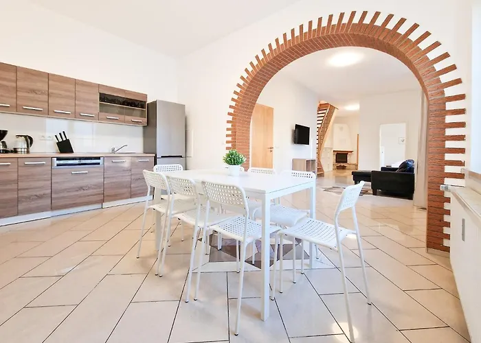 Appartement Tolstov - 2&4 - 25min Messe Dus Duisbourg